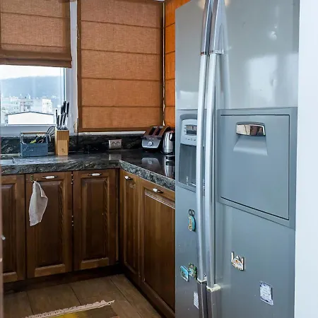 Apartment Modern Comfort & Vintage Charm With Panoramic View By Flat Mаnаger