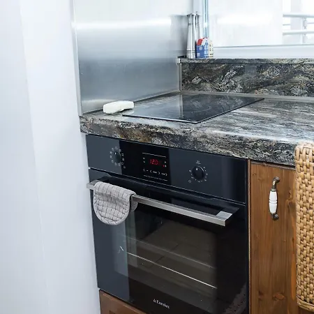 Modern Comfort & Vintage Charm With Panoramic View By Flat Mаnаger